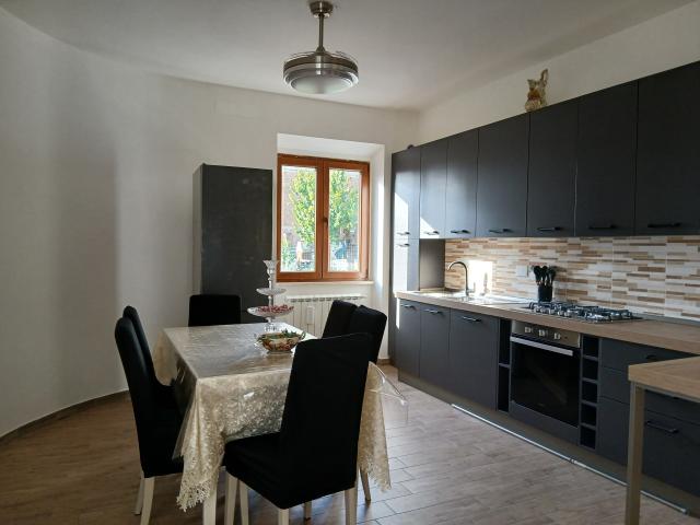 Quadrilocale in vendita in via monte grugnanello 21, Morlupo