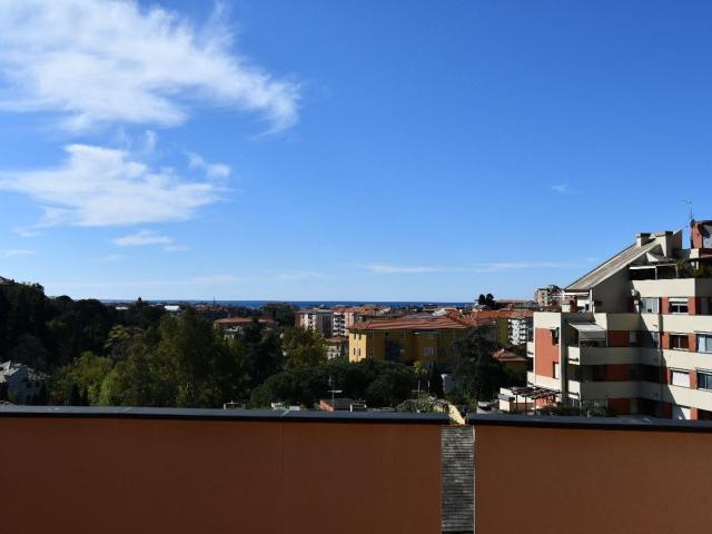 Quadrilocale in vendita in via via gio batta pianello 12, Chiavari