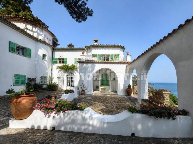 Quadrilocale Località Punta Nera, Porto Santo Stefano, Monte Argentario