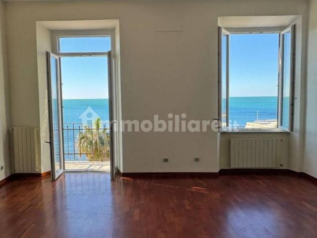 Quadrilocale Lungomare Thaon de Revel, Centro Storico, Pirgo, Odescalchi, Civitavecchia