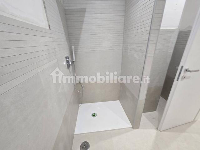 Quadrilocale nuovo, secondo piano, Quarto