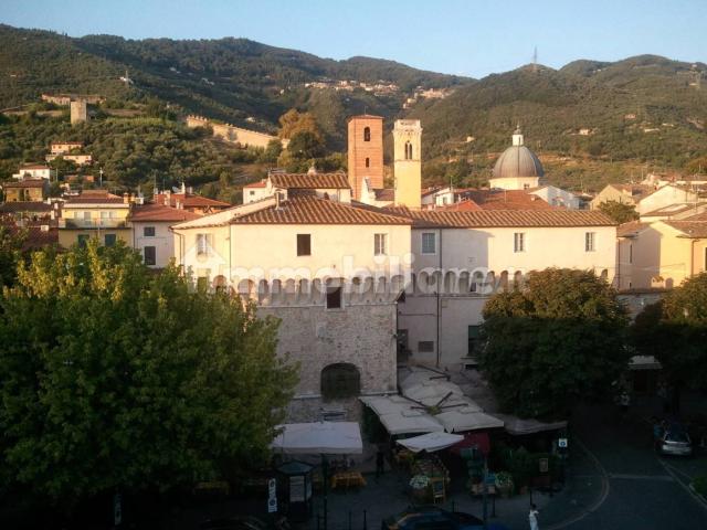 Quadrilocale piazza Stazione 18, Pietrasanta