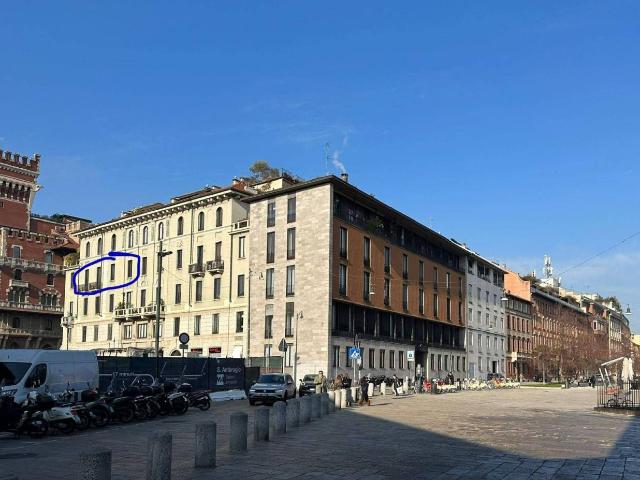 Quadrilocale piazza Sant'Ambrogio 16, Sant'Ambrogio, Milano