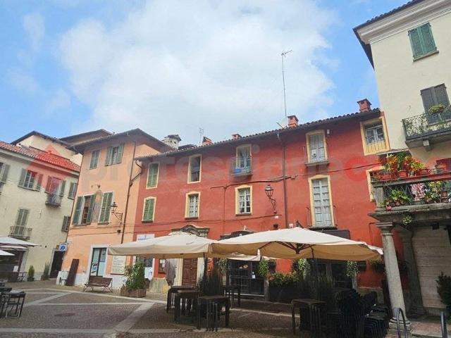 Quadrilocale piazza verdi, 6, Centro Storico, Pinerolo
