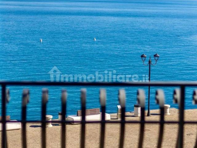 Quadrilocale piazzale dei Rioni, Porto Santo Stefano, Monte Argentario