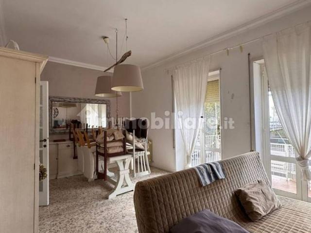 Quadrilocale Riviera Zanardelli 55, Centro Storico, Anzio