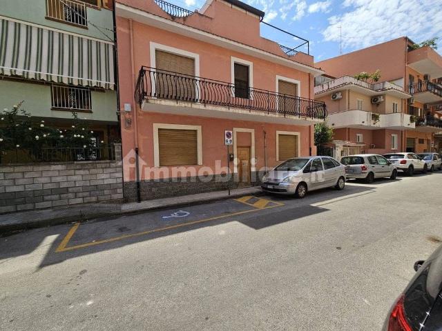 Quadrilocale via Onorevole Santi Recupero, 11, Centro, Milazzo