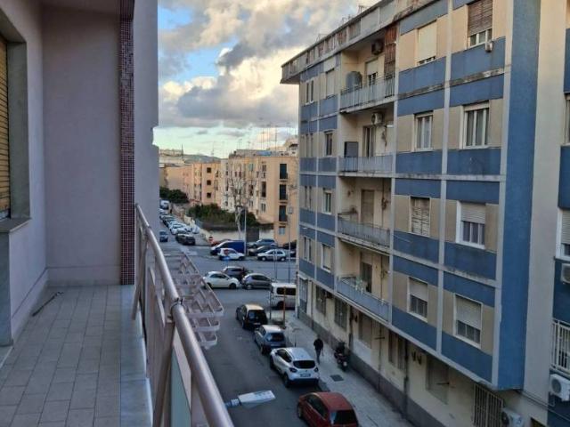 Quadrilocale via Antonio Canova 16, Garibaldi, Messina