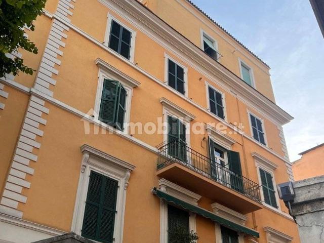 Quadrilocale via Antonio Fratti, 16, Centro, Terni