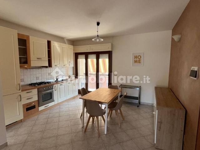Quadrilocale via Arrunzia 5, Zona Calcatore, Zona Ospedale, Periferia, Terracina
