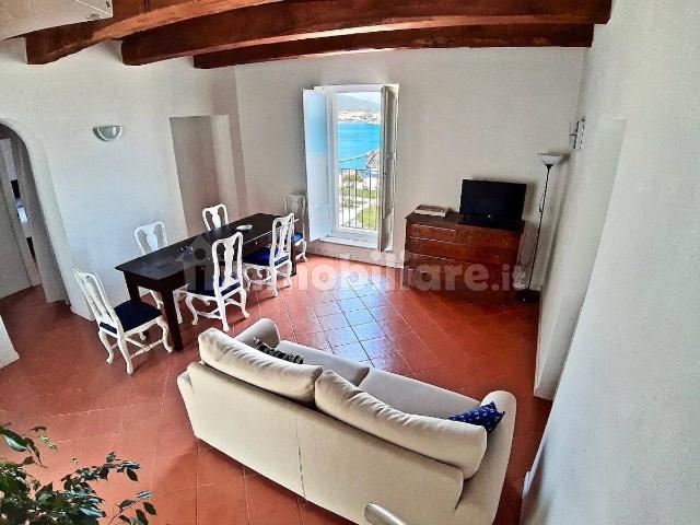 Quadrilocale via Begani 57, Gaeta
