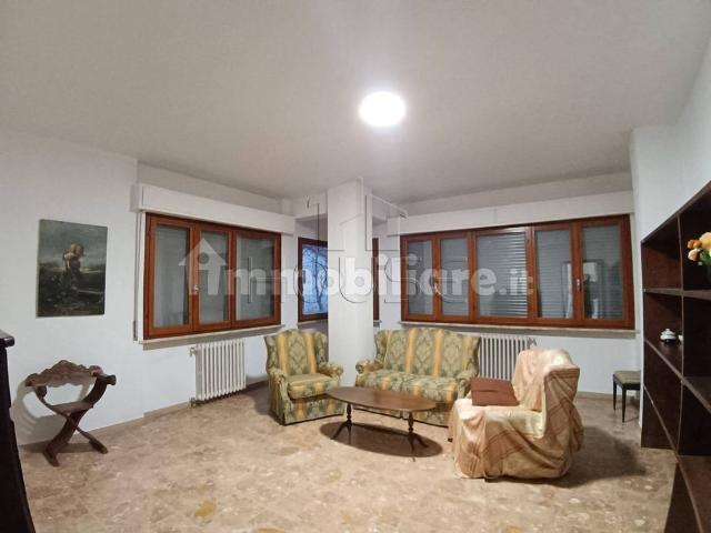 Quadrilocale via Carlo Liviero 3, Centro, Città di Castello