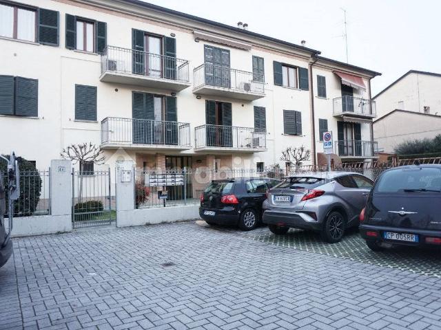 Quadrilocale via Du Tillot 42, Centro, Colorno
