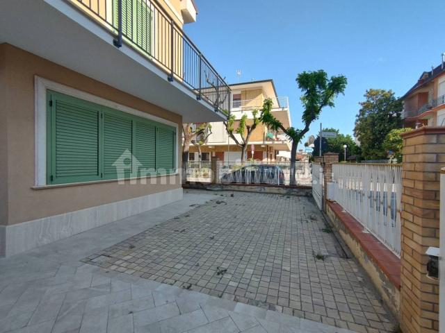 Quadrilocale via D. Cimarosa, Porto San Giorgio 63017 PORTO SAN GIORGIO FM, Porto San Giorgio
