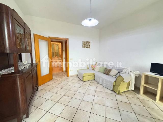 Quadrilocale via Felice Cavallotti, Lido di Camaiore, Camaiore
