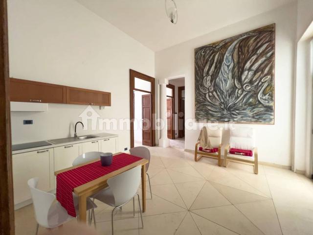 Quadrilocale via Firenze, Centro, Crotone