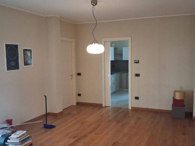 Quadrilocale via Franco Dallagiovanna 18, Centro, Stradella