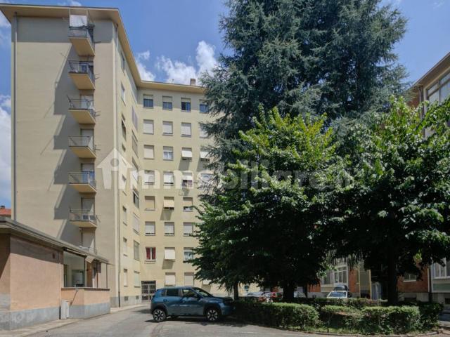 Quadrilocale via Genova 47/4, Nizza Millefonti, Torino