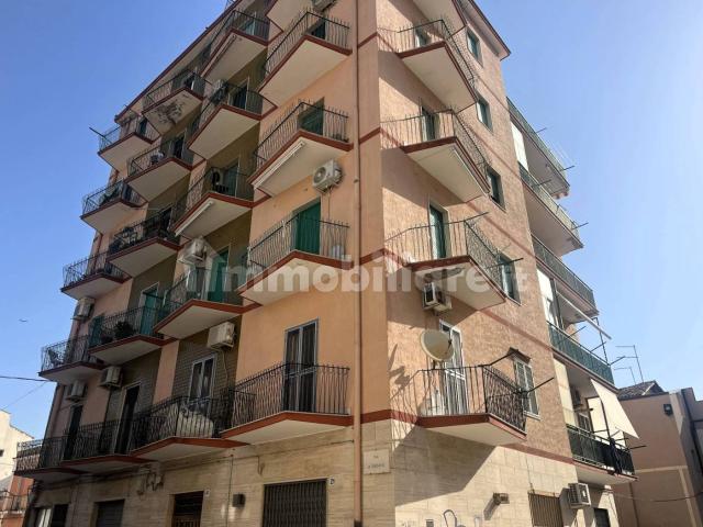 Quadrilocale via Le Orfane 19, Centro Storico, Foggia