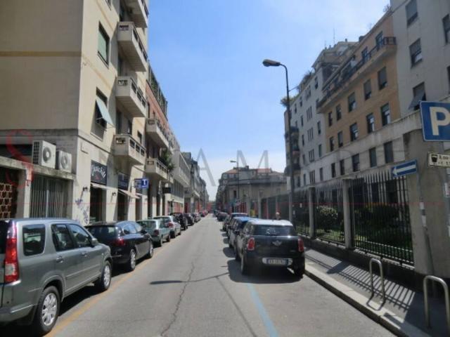 Quadrilocale via Panfilo Castaldi, Repubblica, Milano
