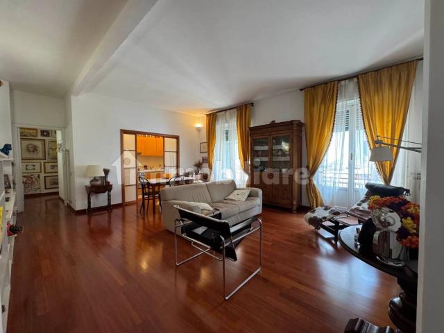 Quadrilocale via Petriccioli 22, Lerici Paese, Lerici