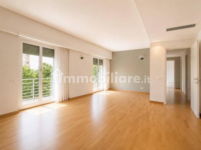 Quadrilocale via Piero Capponi 13, Pagano, Milano