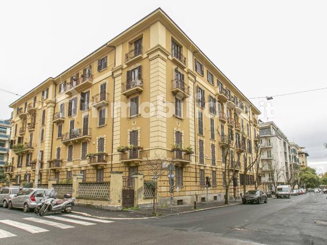 Quadrilocale via Rubicone 8, Trieste Coppedè, Roma