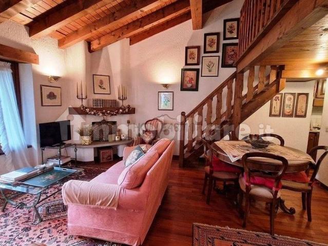 Quadrilocale via Rue F. Magni 6, Centro, Courmayeur