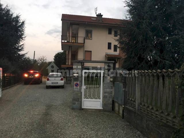 Quadrilocale via Sant'Anna, 2, Centro, Bagnolo Piemonte