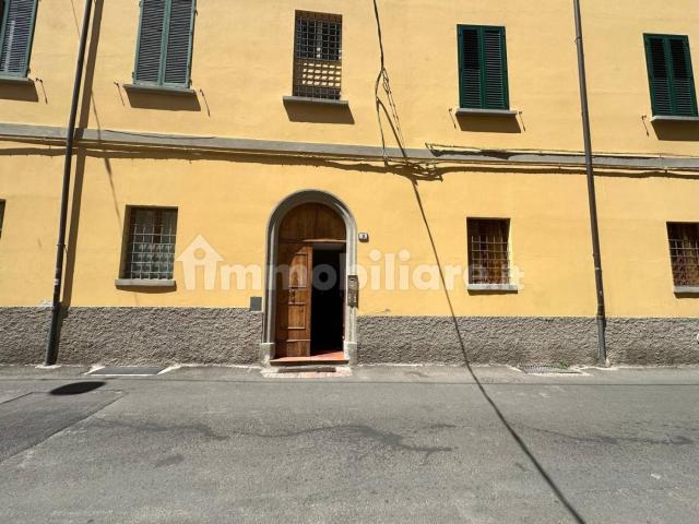 Quadrilocale via Senzanome 9, Saragozza dentro le Mura, Bologna