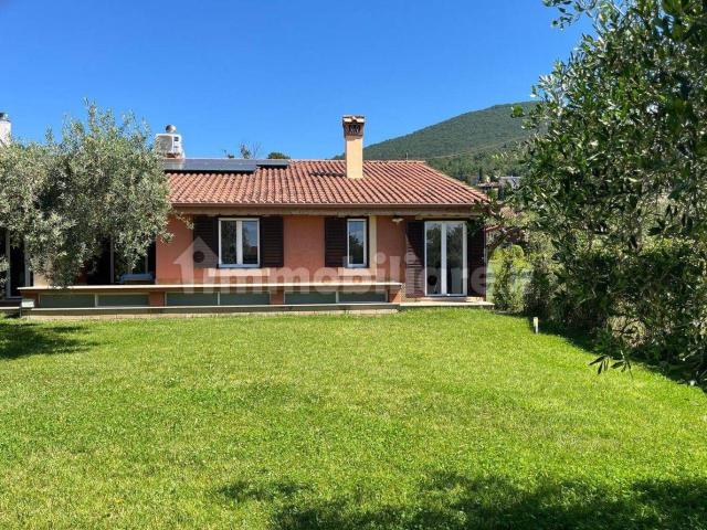 Quadrilocale via Settevene Ovest 17, Centro, Trevignano Romano