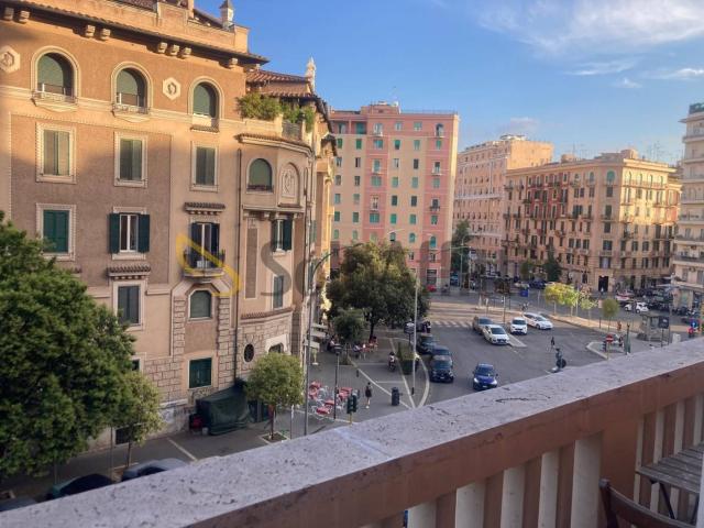 Quadrilocale via Soana 34, Re di Roma, Roma