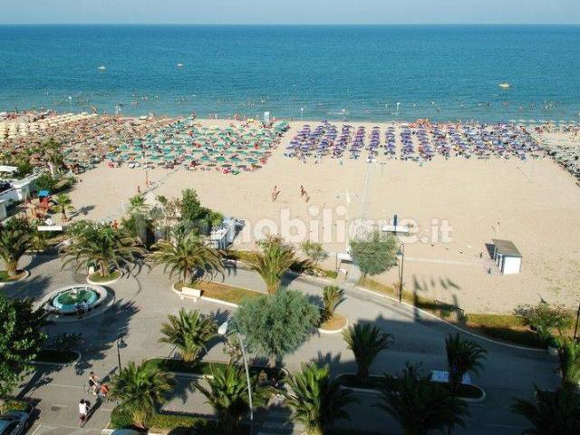 Quadrilocale via Venezia 8, Lungomare Marconi, Alba Adriatica