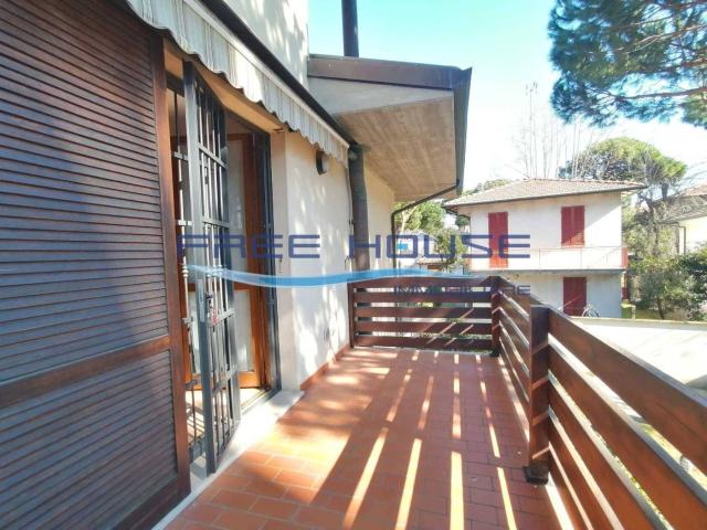 Quadrilocale viale Bellucci 7, Centro, Cervia