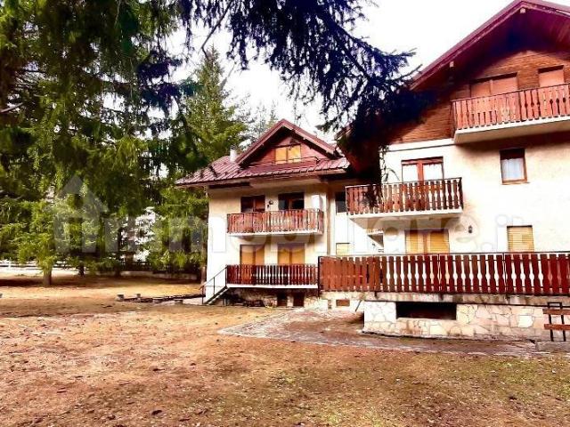 Quadrilocale viale della Vittoria 67, Centro, Bardonecchia