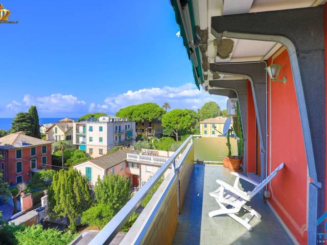 Quadrilocale viale delle Palme 6, Nervi, Genova