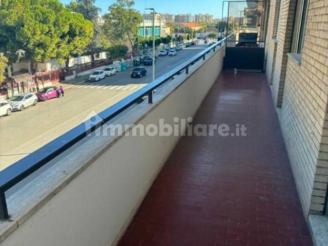 Quadrilocale viale Luigi Einaudi, San Pasquale, Bari