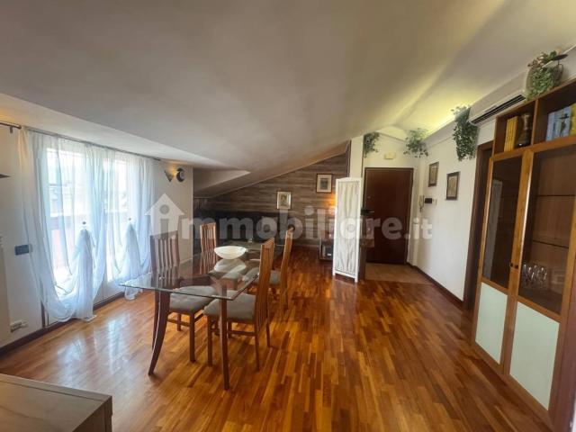 Quadrilocale viale Roma 141, Centro, Guidonia Montecelio