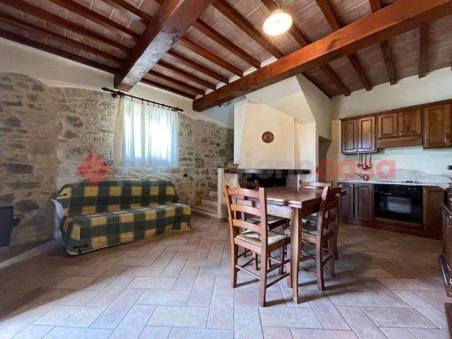 Quadrilocale viale Trasimeno, 100, Magione