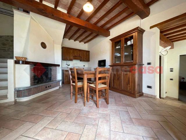 Quadrilocale viale Trasimeno, 100, Magione