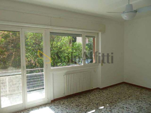 Quadrilocale vicolo San Lazzaro 16, Porto Vecchio, Sanremo