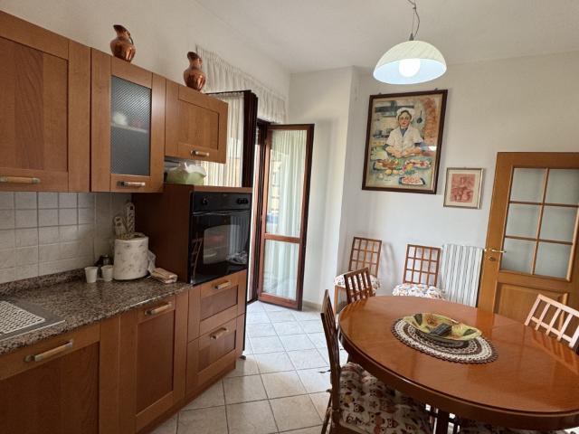 Quadrilocale vista mare in via fratti, Follonica