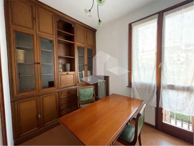 QUADRILOCALE ZONA OSPEDALE PERIODI TRANSITORI