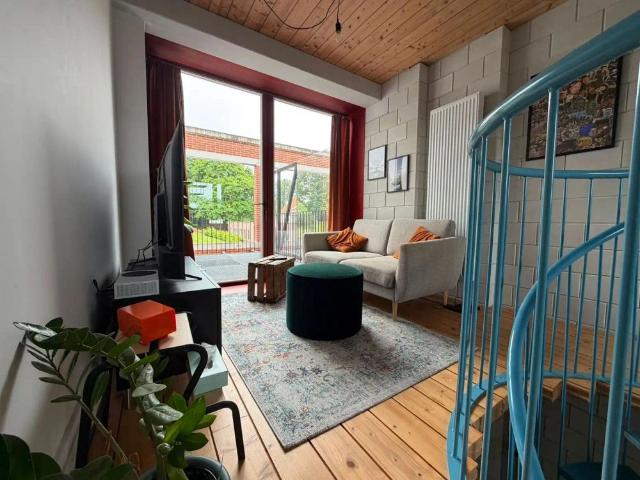 Quadruplex TE HUUR in centrum Gooik