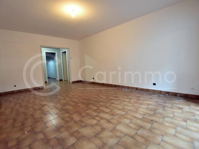 Quai Vauban – T3 De 67M² Traversant – Balcons / Terrasse 67m² Perpignan
