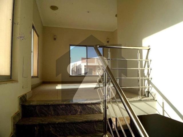 Quaid Villas 200 Square Yard Close To Entrance Of BTK 3 Bed One Unit Villas FOR SALE Bahria Town Quaid Villas