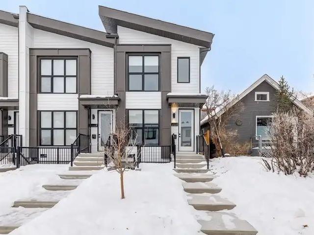 Quaint Tuxedo Park | 233 25 Avenue Northeast, Calgary