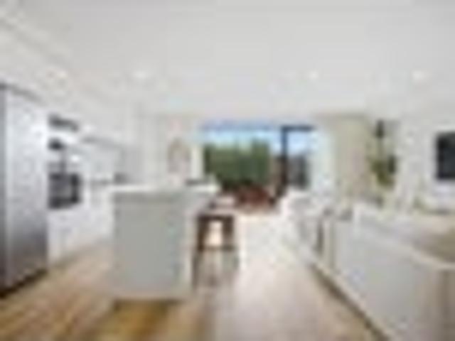 Quality Family Home with Spa – In Rangi Zone