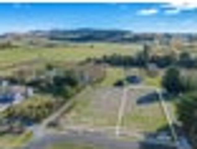 Quality home on expansive, sunny section