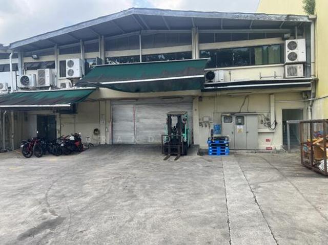 Quality Road Factory / Workshop B2 For Sale, $3,000,00012,763 sqft $235.00 psf